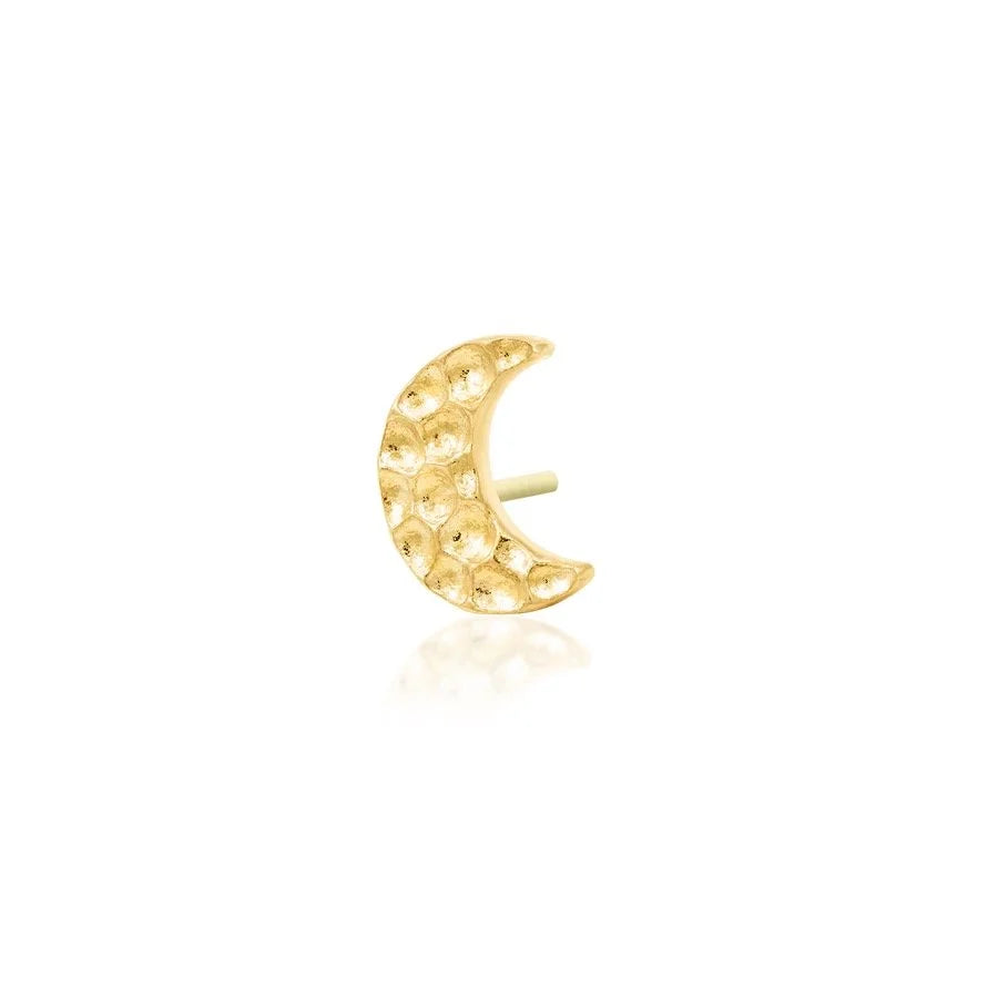 Junipurr Hammered Moon threadless end, yellow gold close-up