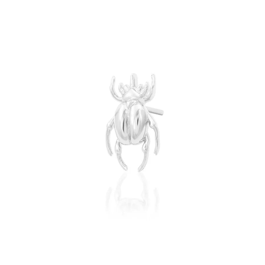 Side view of the Junipurr Rhino Beetle threadless end in white gold
